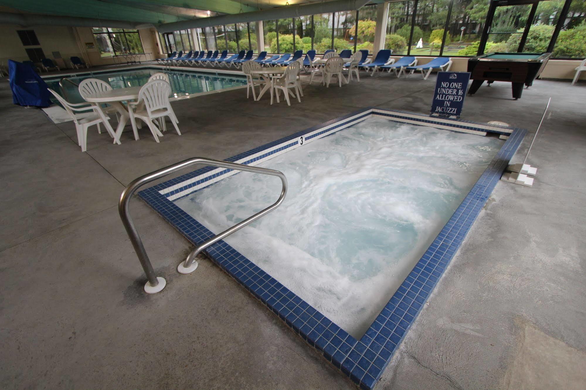 Sea Mist Resort Mashpee Exterior photo